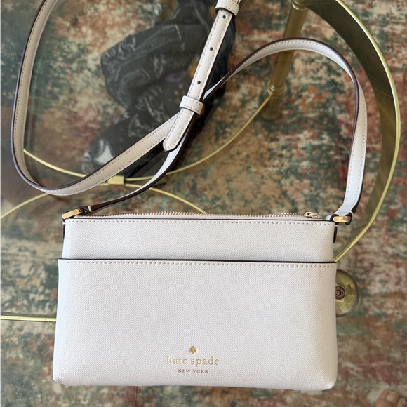 kate spade Handbags - kate spade Light Pink Pebbled Leather Crossbody